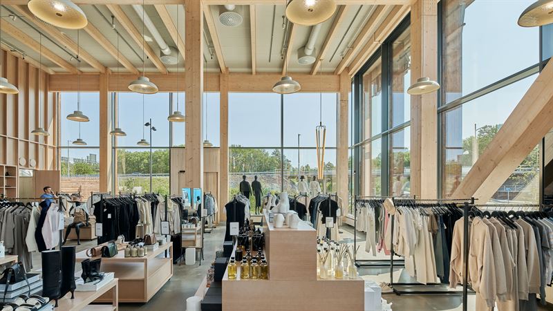 Butik i bottenplan av Nodi