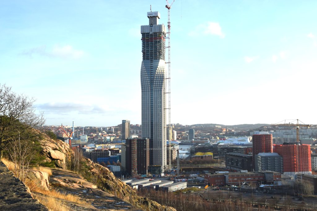 Karlatornet och Karlastaden sett från Ramberget. 